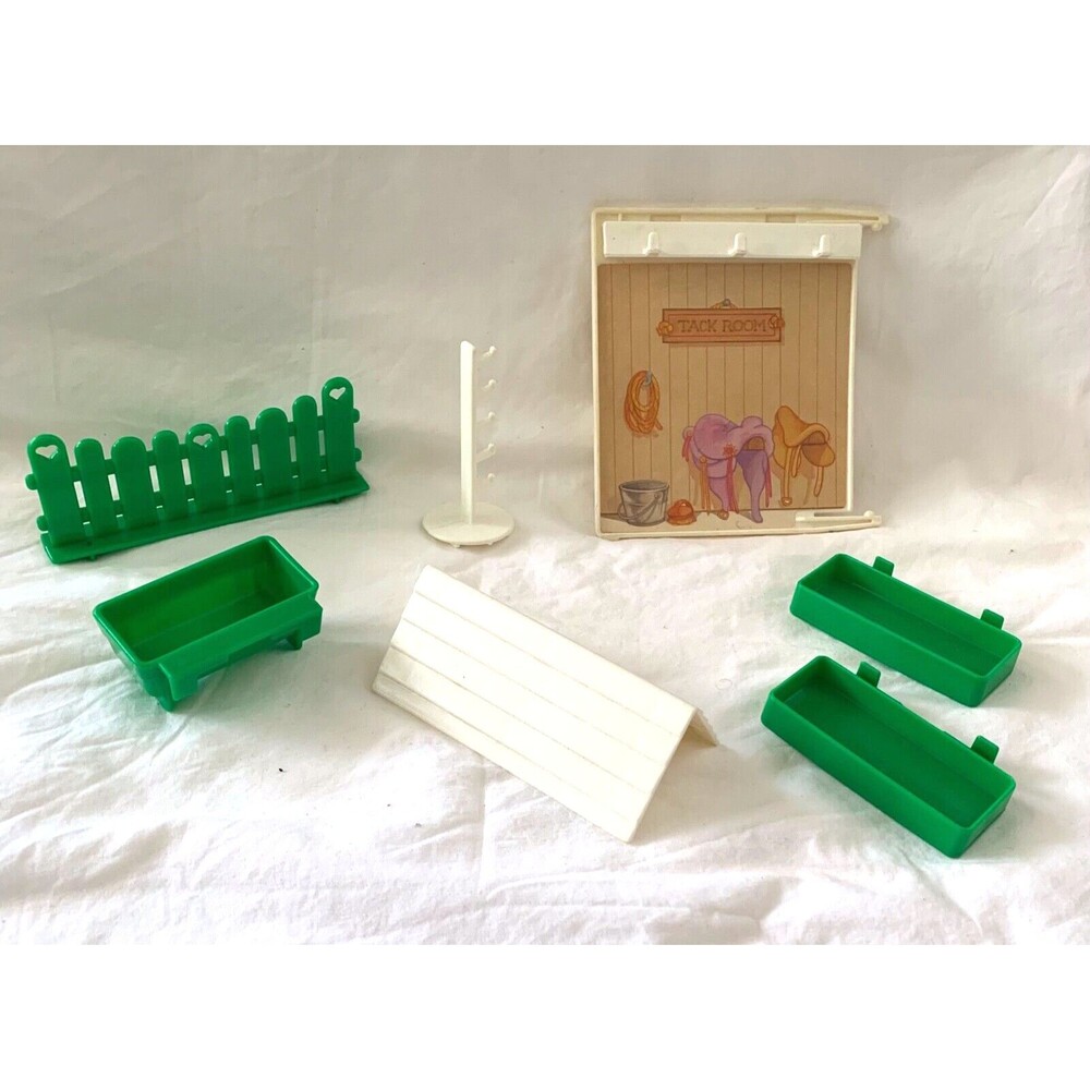 1983 My Little Pony Show Stable Horse Barn 7 Piece Lot for Parts Hasbro Vintage